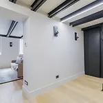 Sonder By Marriott Bonvoy Trastevere Piazza Trilussa 公寓式酒店 3*