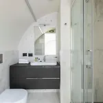 Sonder By Marriott Bonvoy Trastevere Piazza Trilussa 公寓式酒店