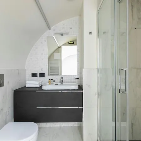 Sonder By Marriott Bonvoy Trastevere Piazza Trilussa Aparthotel Řím