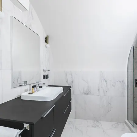 Sonder By Marriott Bonvoy Trastevere Piazza Trilussa