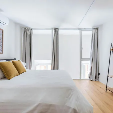 Sonder By Marriott Bonvoy Trastevere Apartments Piazza Trilussa Lägenhetshotell